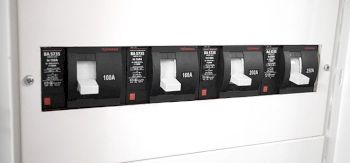 Автоматический выключатель ВА 5735 340010-УХЛ3  200А  Texenergo