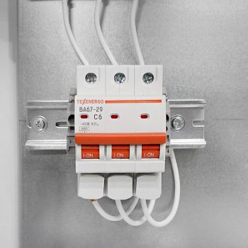 Шкаф учета ШУ- 2/Т IP31 (без э/счетчика;   с КИ,  с автоматом 3п 6А ) корпус ЩУ-2зо  800х600х230