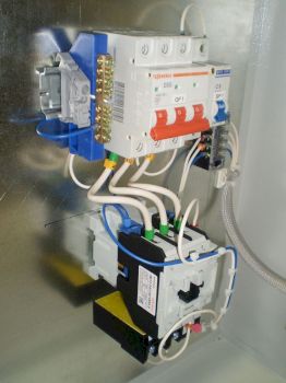 Ящик управления АД с к/з ротором РУСМ 5110-3774 У2    Т.р. 37-50А,      22 кВт